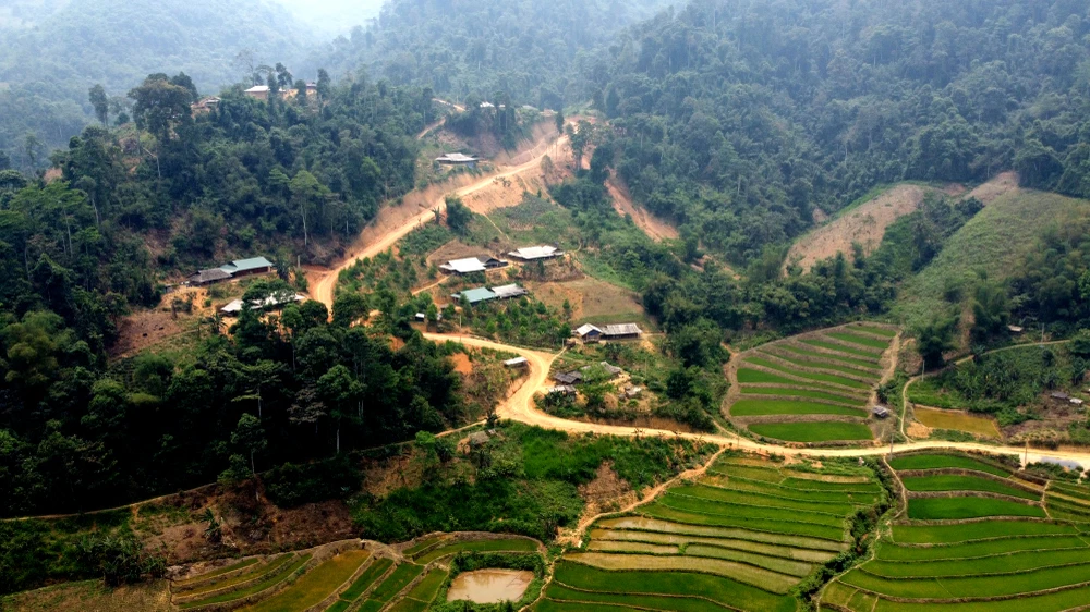 Những cuộc cách mạng ở bản đồng bào Mông – Người Mông ở bản Mùa Xuân - 9.JPG