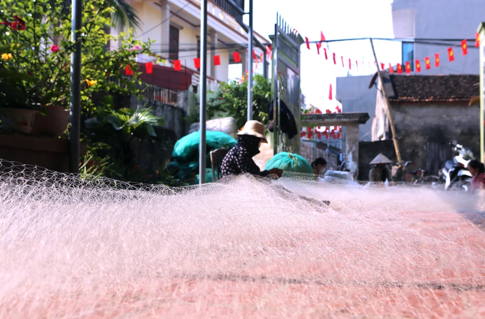 Tôi đi vá lưới thuê ở xã Hoằng Trường, Hoằng Hóa, Thanh Hóa-7.JPG