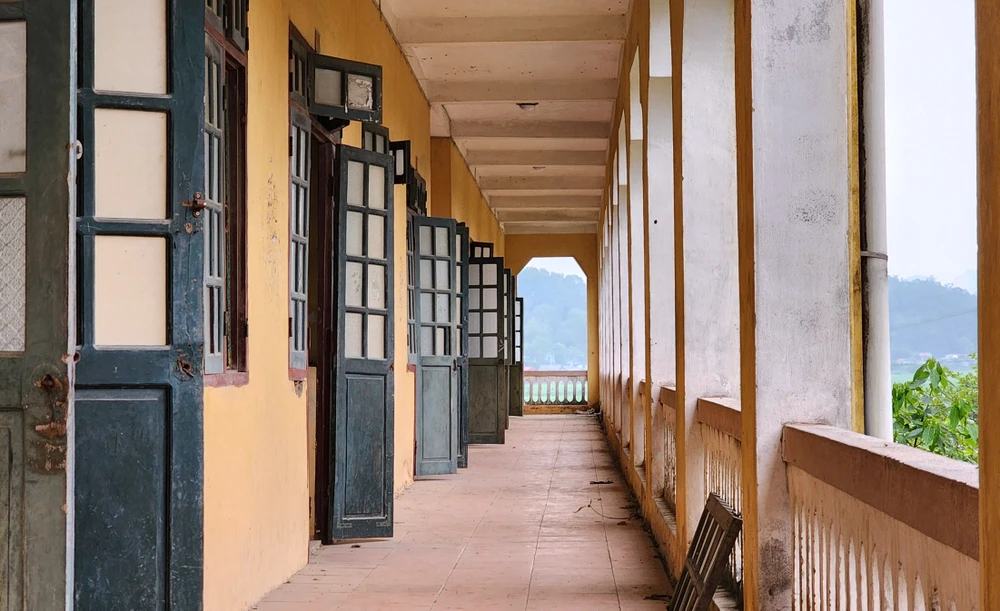 Ngôi trường cấp 3 bỏ hoang suốt nhiều năm ở Thanh Hóa - 1.jpg