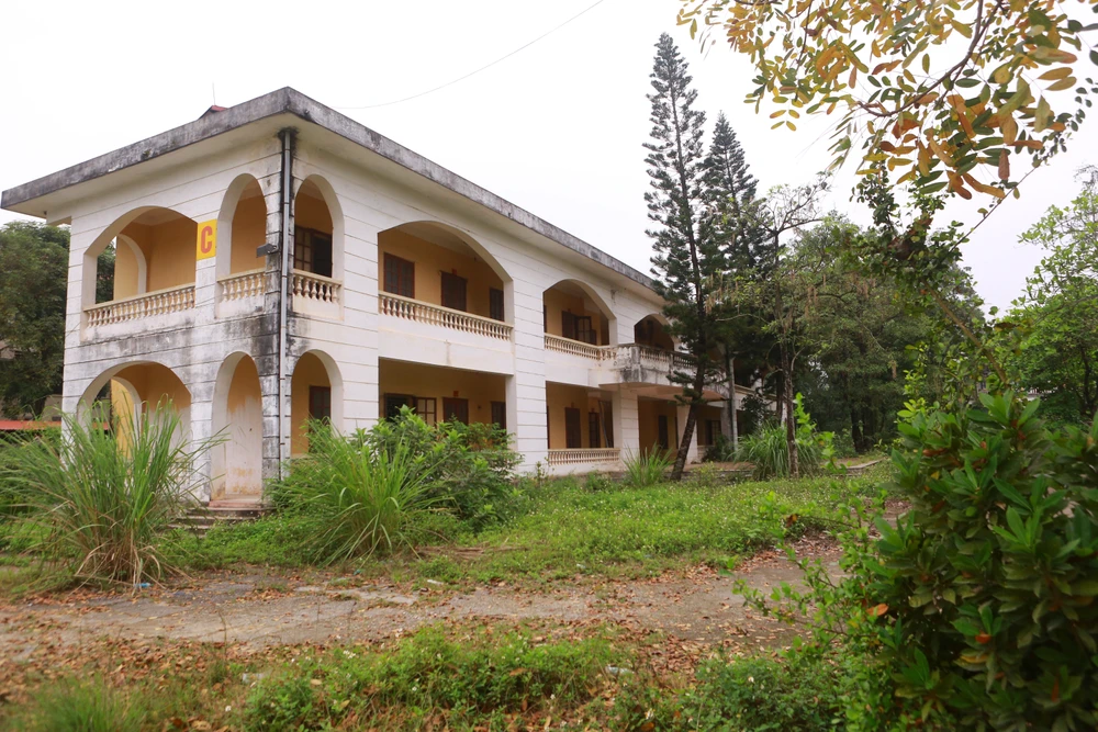 Ngôi trường cấp 3 bỏ hoang suốt nhiều năm ở Thanh Hóa - 22.JPG