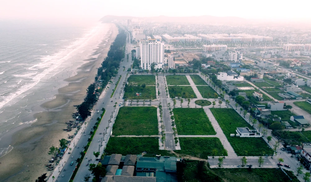 Dự án ‘đất vàng’ 250 tỉ đồng ở TP Sầm Sơn sau 14 năm vẫn là bãi đất trống - 2.JPG