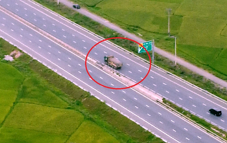 Lực lượng đã đóng rào chắn sau vụ xe tải “xé rào” vào cao tốc Bắc Nam -1.png