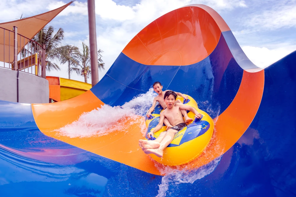 Toàn cảnh công viên nước Sầm Sơn lớn nhất miền Bắc trước ngày đón khách - 14.jpg