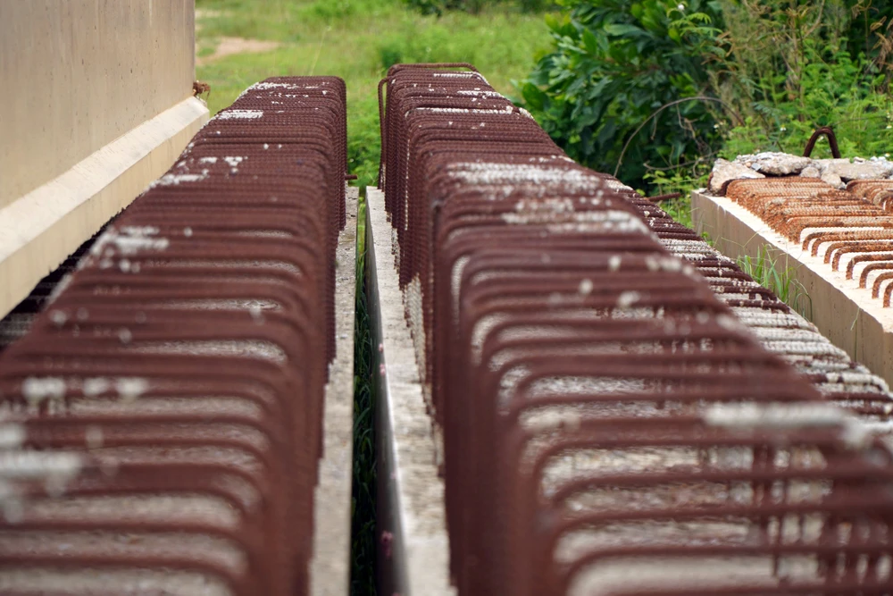 Con đường ngàn tỉ ở Thanh Hóa thi công dang dở, cốt thép hoen rỉ - 7.jpg