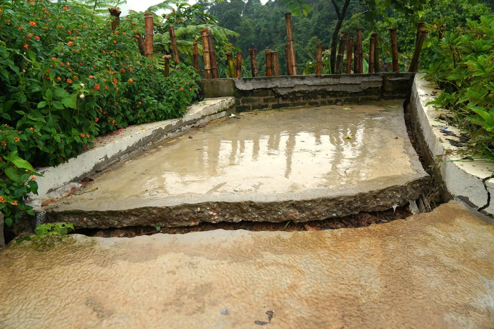 Cổng trời Mường Lát trước nguy cơ bị cuốn trôi vì mưa kéo dài - 4.jpg