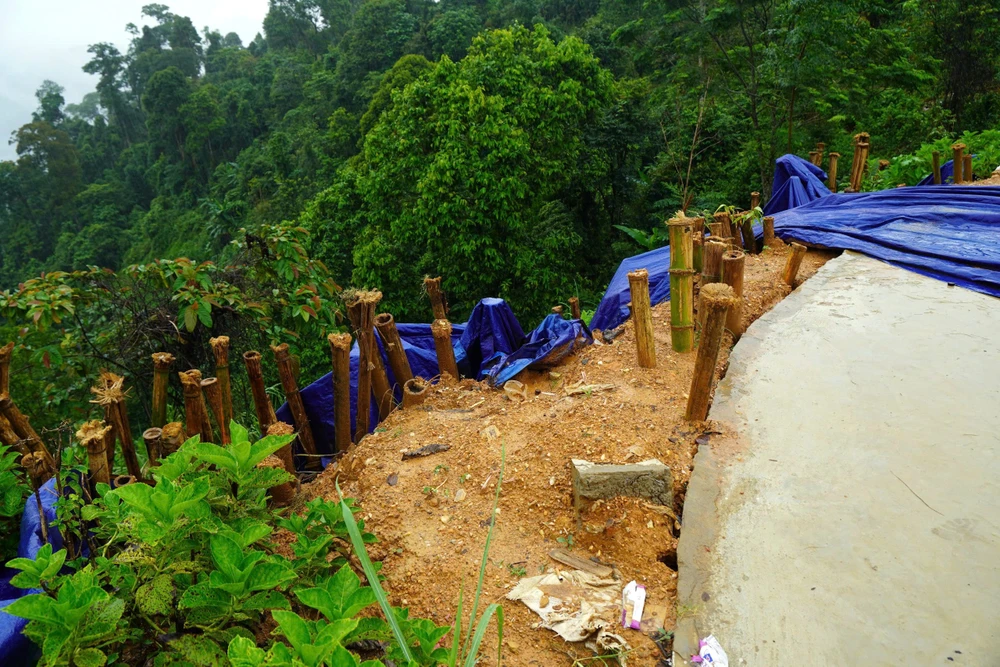 Cổng trời Mường Lát trước nguy cơ bị cuốn trôi vì mưa kéo dài - 6.jpg