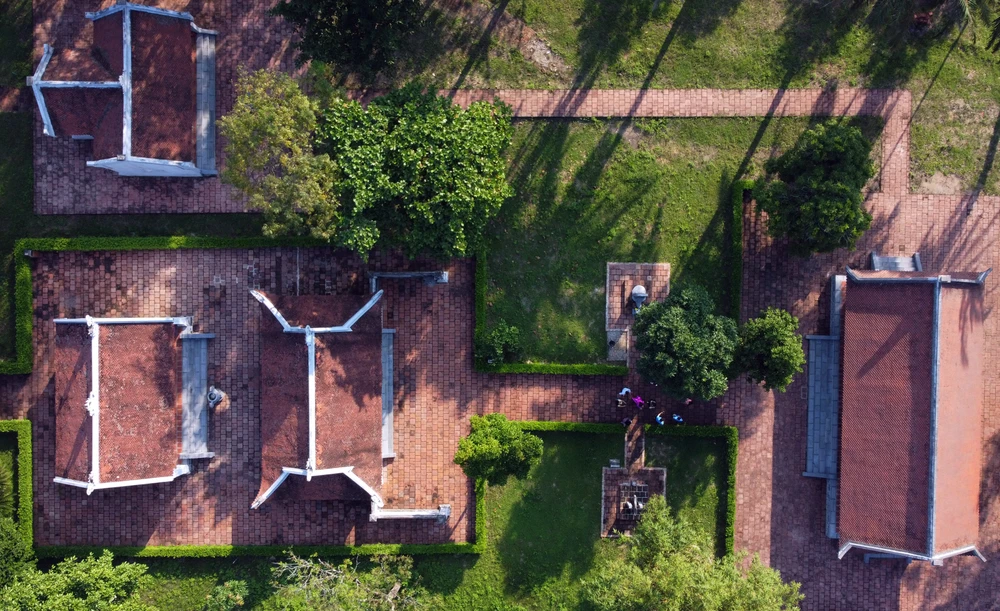 Về thăm Khu di tích Đại thi Hào Nguyễn Du -18.JPG