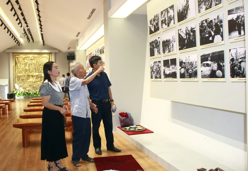 Dấu ấn đặc biệt bên trong tượng đài ‘Con tàu tập kết ra Bắc’ - 16.jpg