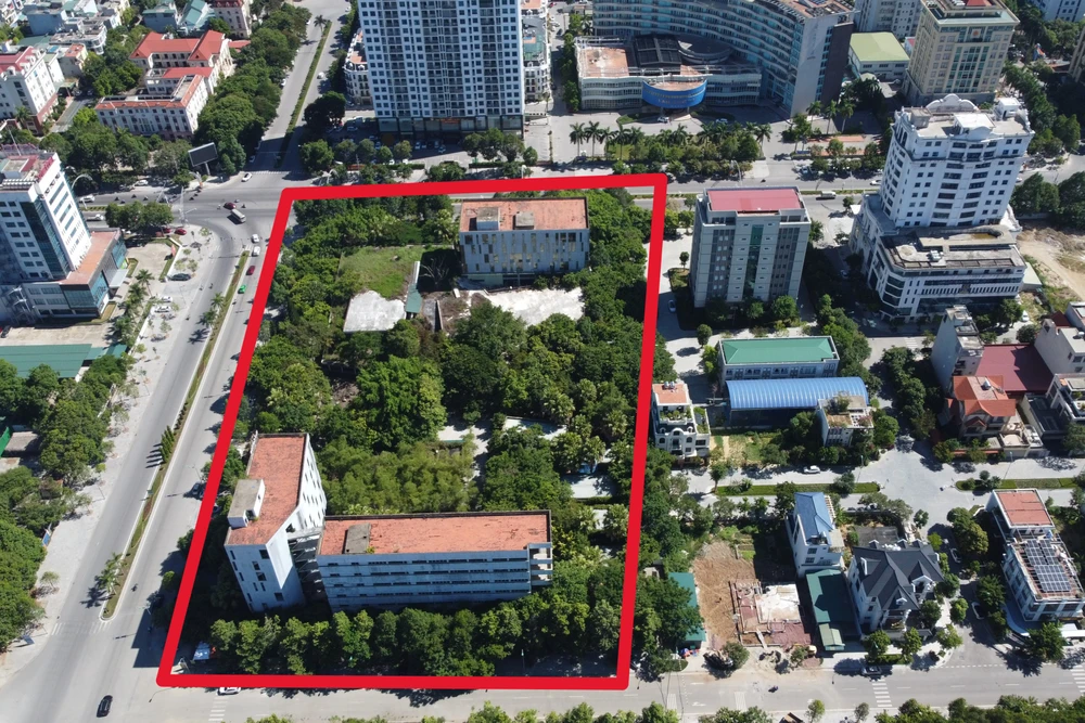 Cưỡng chế dự án xây dừng trường học trên đất vàng ở Thanh Hóa -.JPG