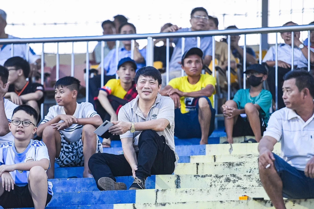 Chủ tịch Thanh Hóa Thanh Hóa đang quy hoạch sân vận động đẹp như sân Old Trafford - 2.jpg