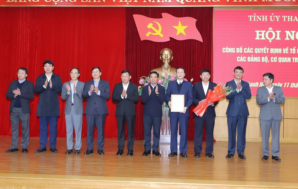 Tỉnh ủy Thanh Hóa công bố các quyết định về công tác cán bộ - 2.JPG