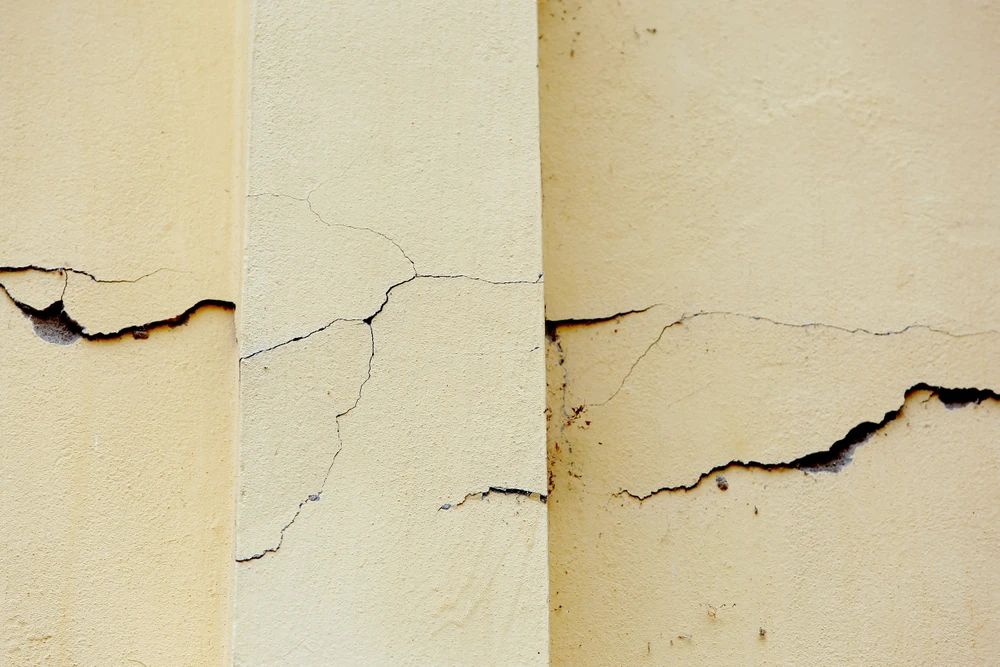 Cận cảnh ngôi trường tiểu học ở xã biên giới Mường Lát nứt toác sau mưa lũ - 13.JPG