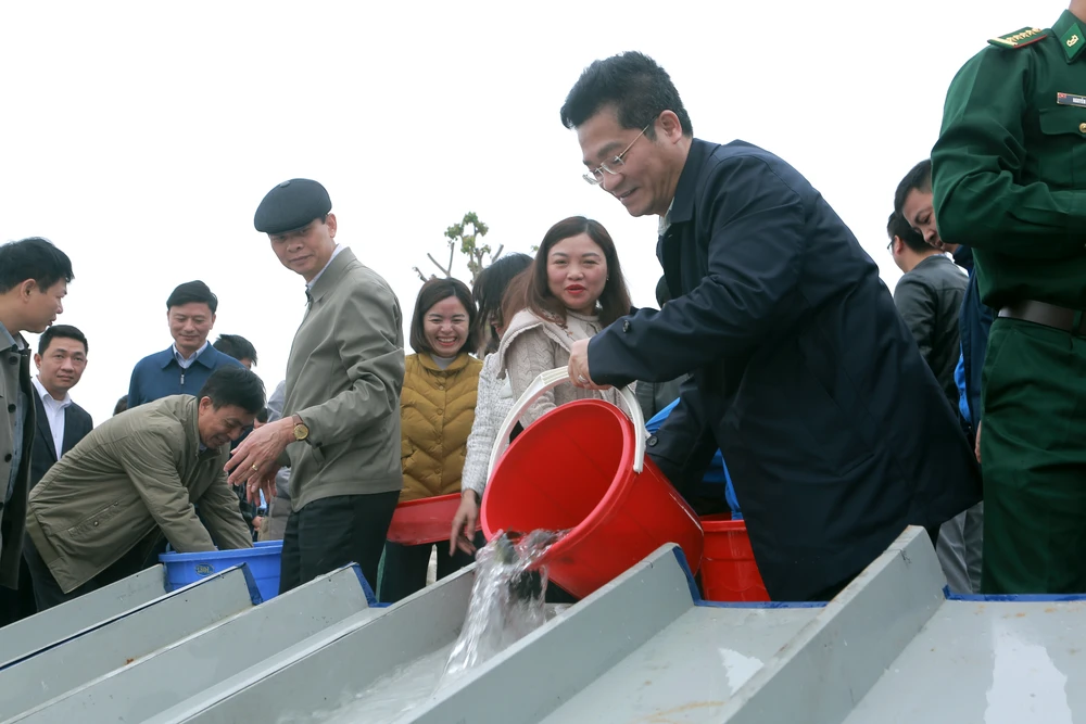 Nam Định - Bảo vệ nguồn lợi thủy sản, phát triển kinh tế biển bền vững -5.JPG