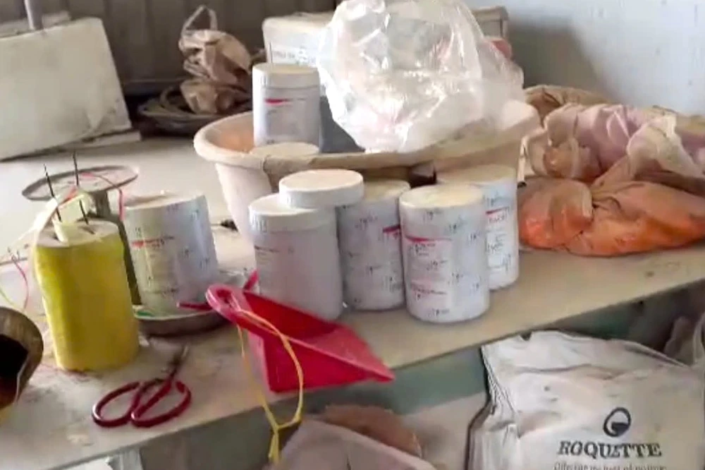 Hình ảnh rùng rợn xưởng sản xuất thuốc tây, đông y bán cho người dân nhiều tỉnh thành -7.jpg