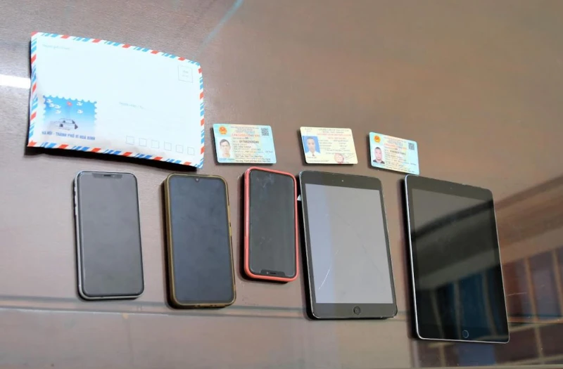 Triệt xóa đường dây đánh bạc, cá độ bóng đá khoảng 100 tỷ đồng -.jpg