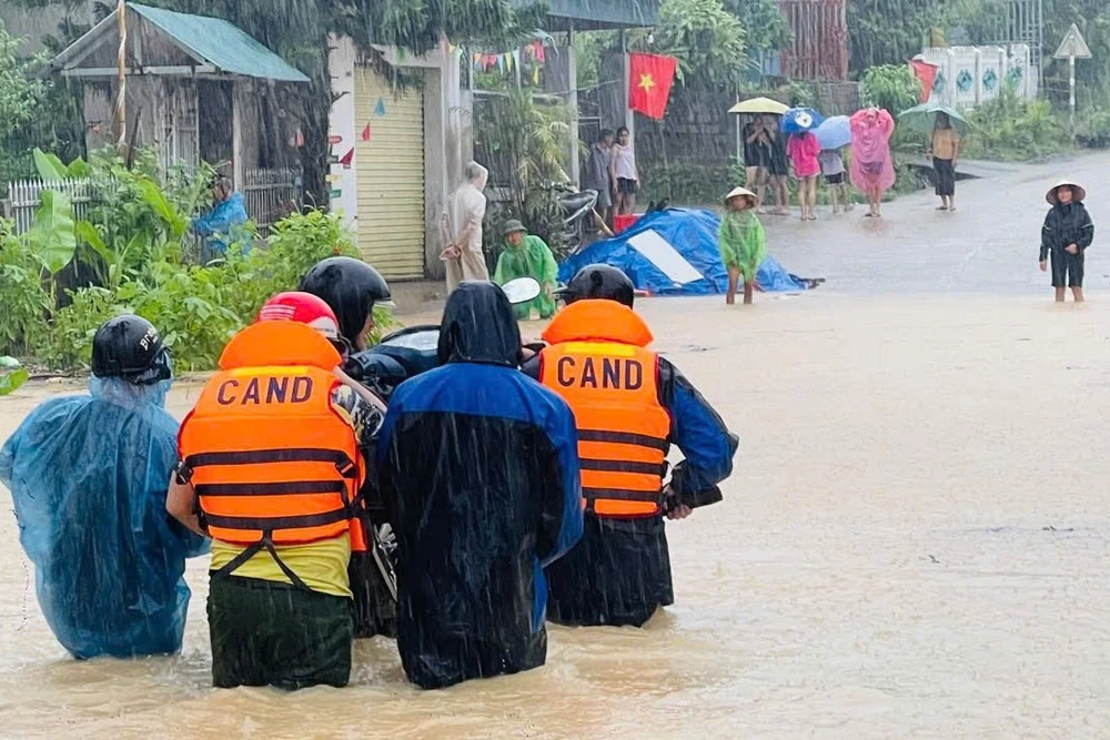 bão số 3 thanh hóa -7.jpg