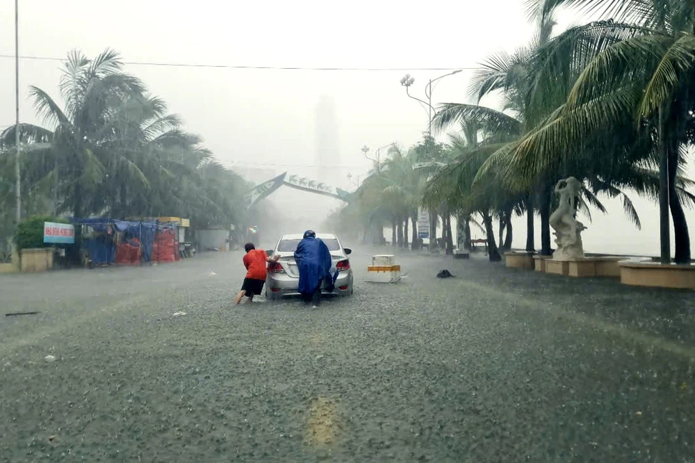 Toàn cảnh Thanh Hóa trong bão số 3 – Wipha nhiều nơi ngập sâu trong nước -2.jpg