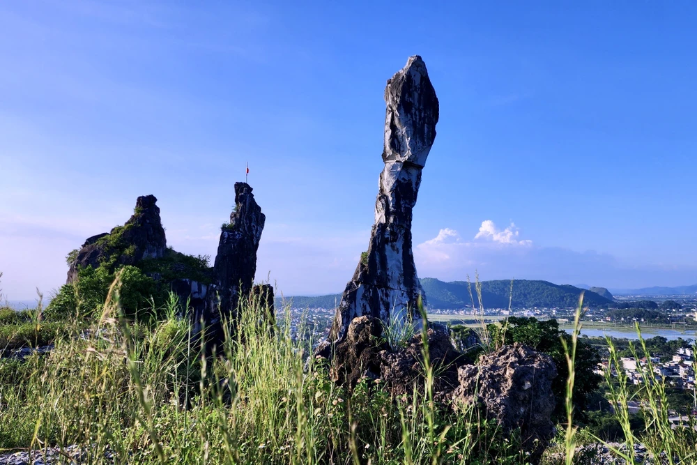 hon-vong-phu-thanh-hoa-sat-lo-1226 2.jpeg