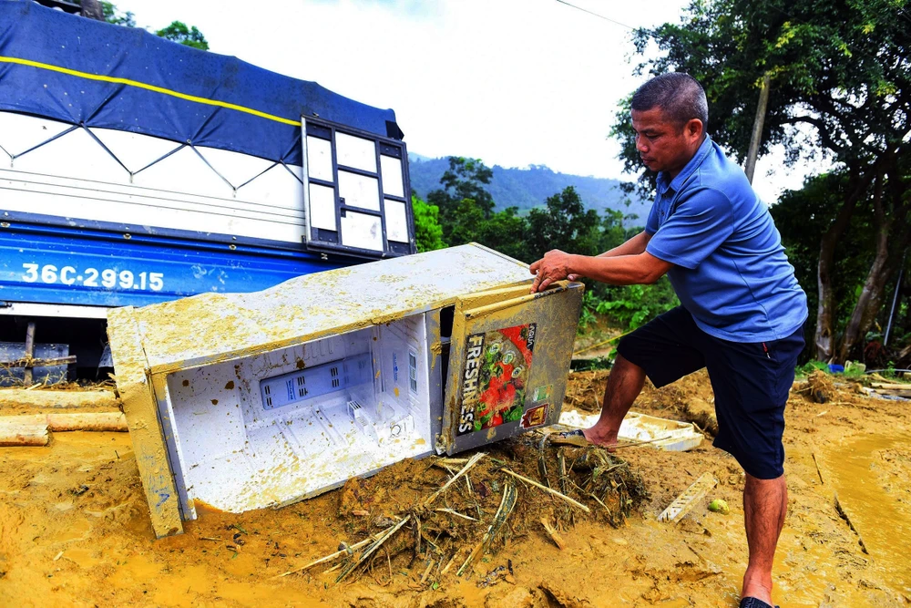 Băng rừng vượt núi giải cứu Yên Nhân sau trận lũ quét kinh hoàng - 16.jpg