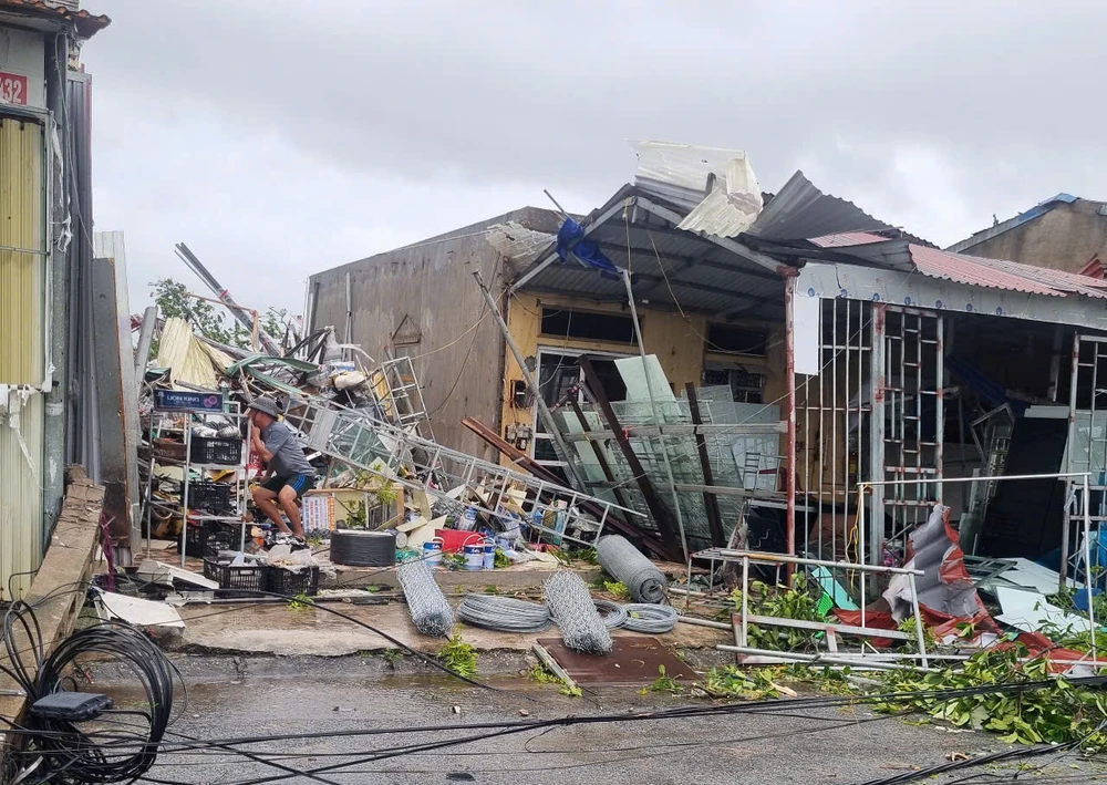 1- Bão số 10 Ninh Bình.jpg