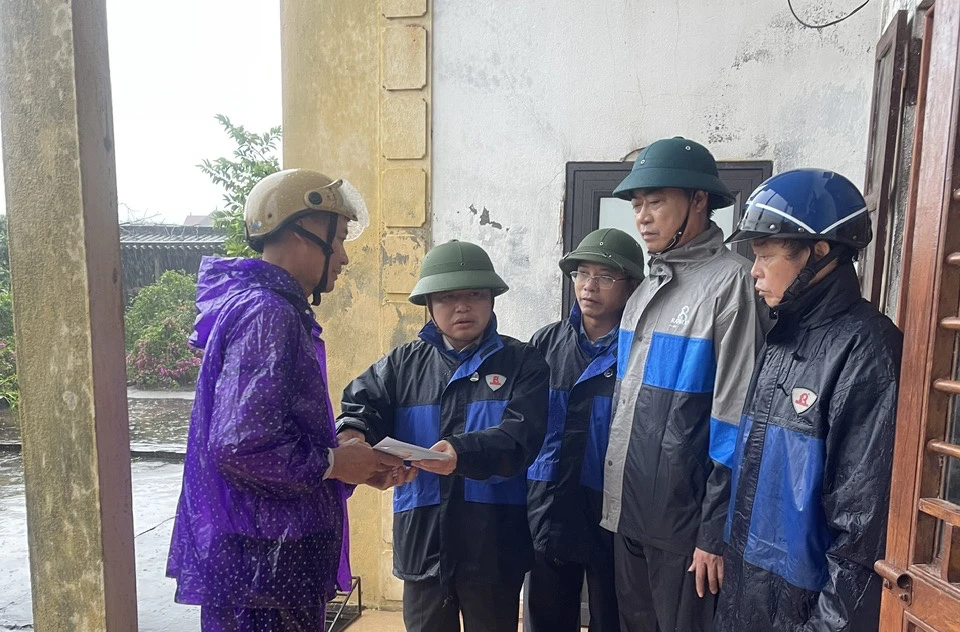 2 Hai vợ chồng tử vong thương tâm sau trận lốc xoáy dữ dội ở Ninh Bình - 2.jpg