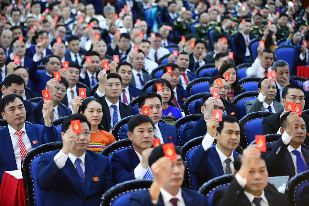 Toàn cảnh phiên trù bị Đại hội đại biểu Đảng bộ tỉnh Thanh Hóa lần thứ XX-3.JPG