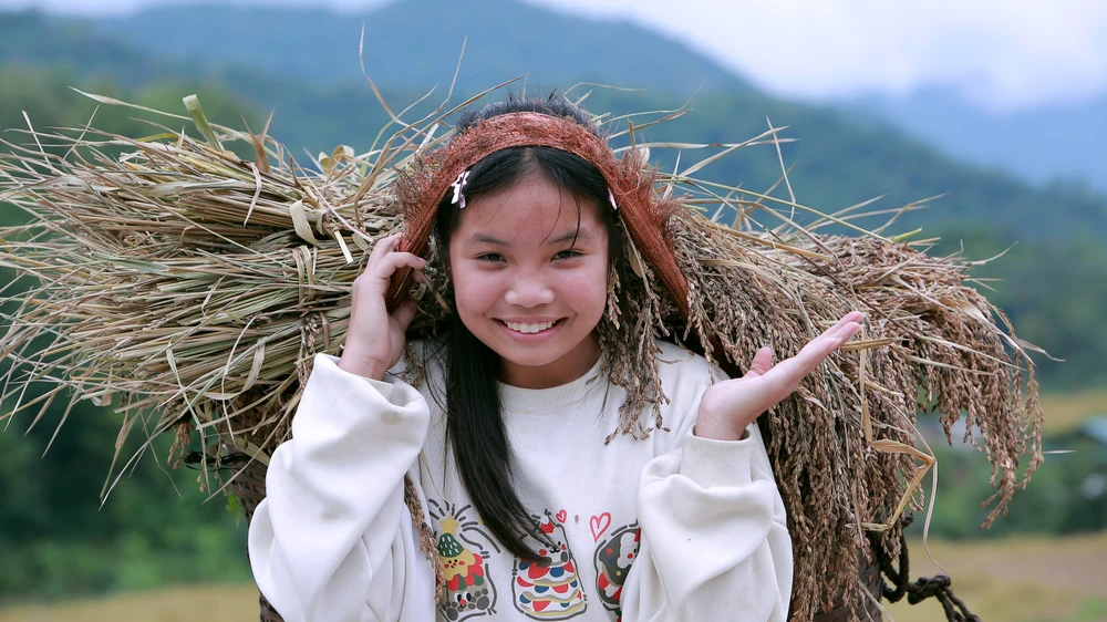 Ngắm cảnh đẹp mùa vàng đẹp như thiên đường ở vùng biên xứ Thanh -3.JPG