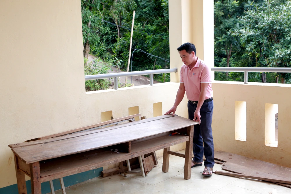 Trường Phổ thông Dân tộc bán trú THCS xã biên giới Pù Nhi-1.JPG