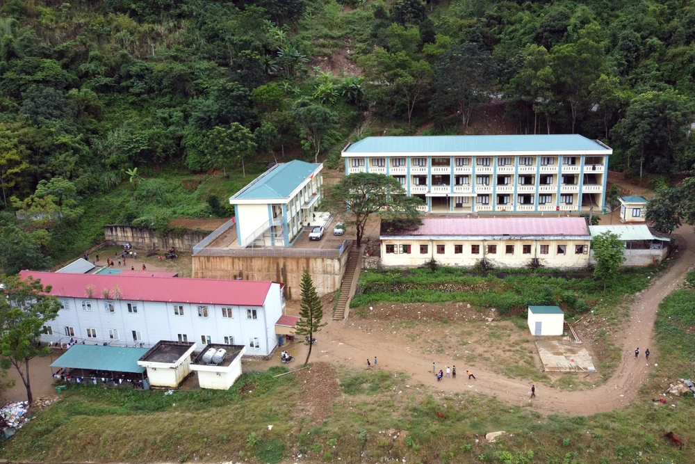 Trường Phổ thông Dân tộc bán trú THCS xã biên giới Pù Nhi-12.JPG