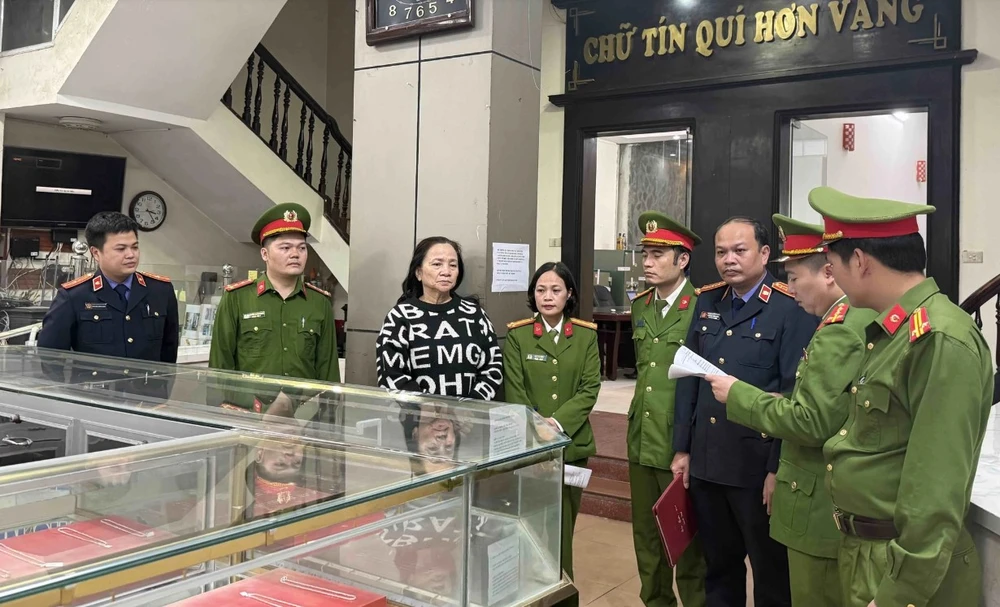 Vàng Bạc Kim Chung.jpg