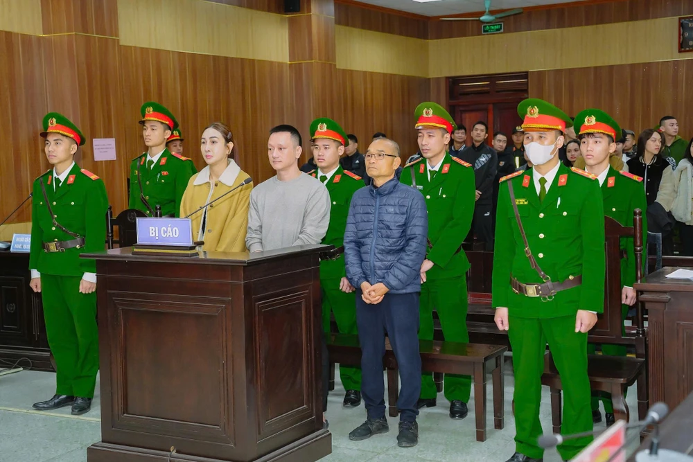 Vợ chồng Vi ngộ mua nhà 13 tỉ đồng, nhưng ký hợp đồng mua bán 3,7 tỉ đồng -2.jpg