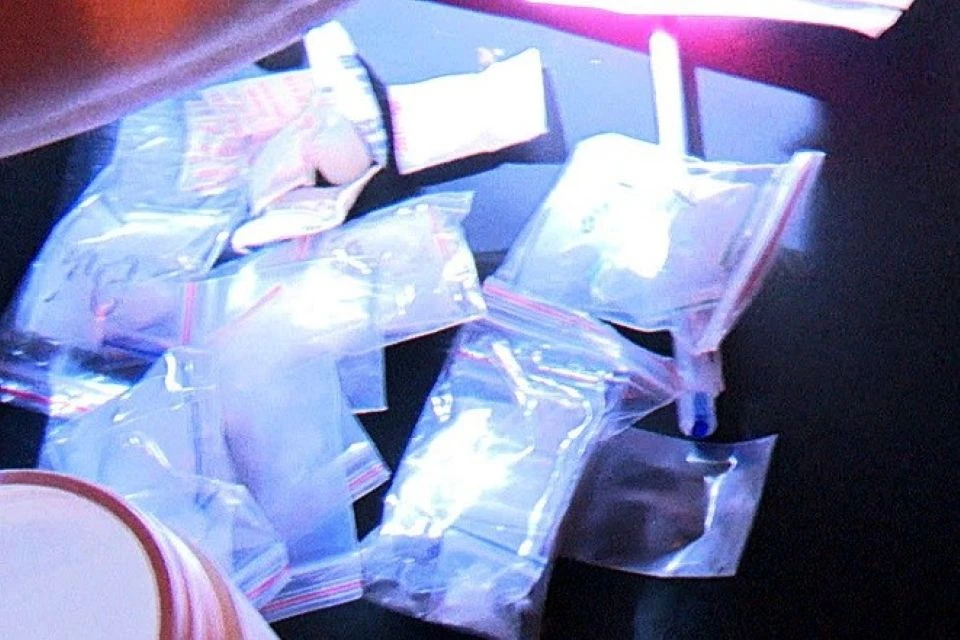 3Kiểm tra hai quán bar ở Ninh Bình, bắt giữ nhiều đối tượng sử dụng ma túy-3.jpg