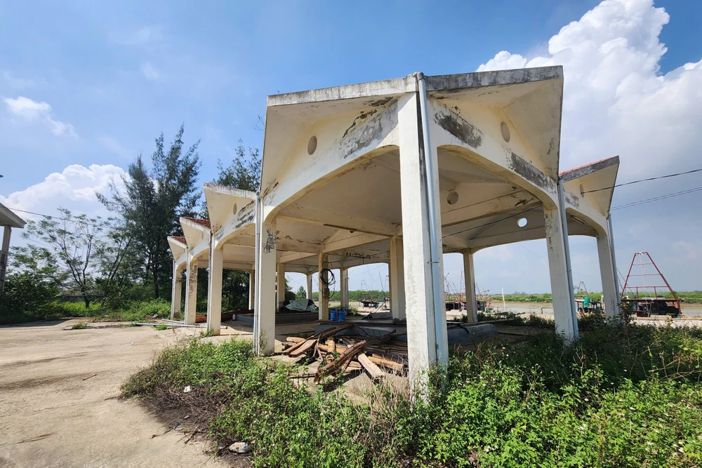 Cận cảnh cảng cá 43 tỷ đồng ở Thanh Hóa “đắp chiếu” lãng phí -9.jpg