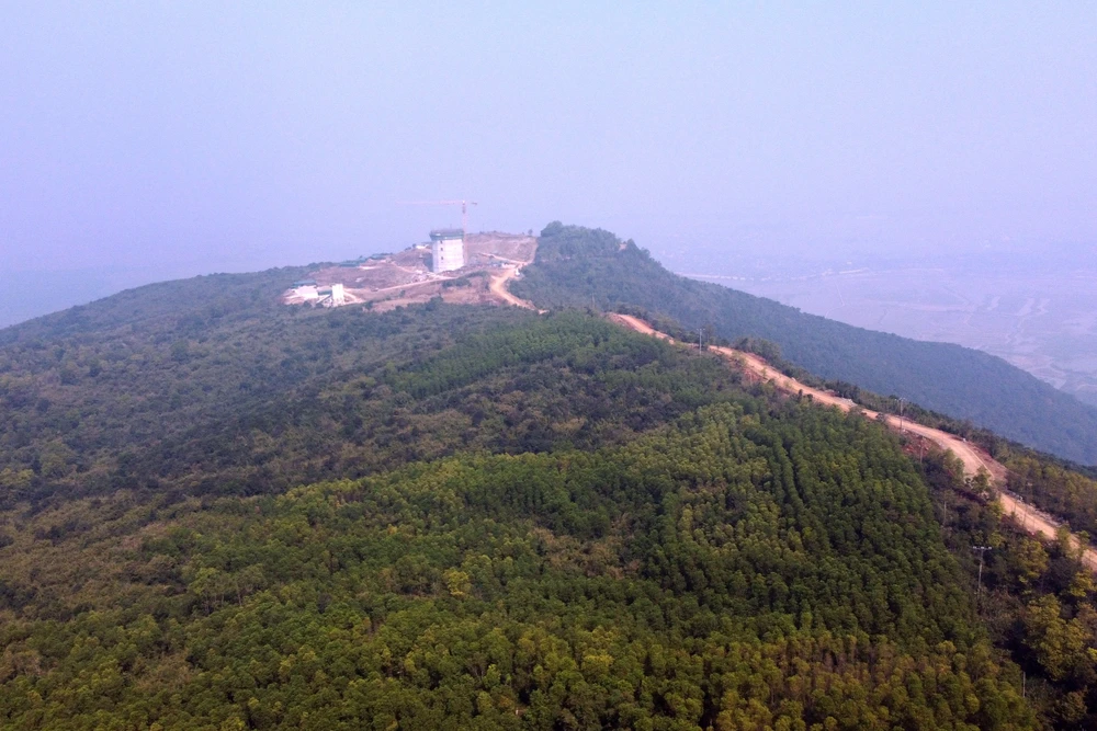 Toàn cảnh di tích quốc gia huyệt đạo Am Tiên - Đền Nưa trước khi chỉnh trang -10.JPG