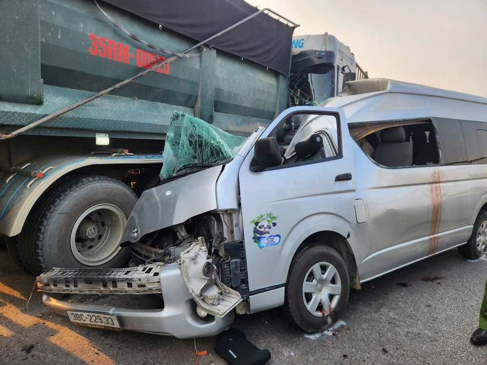 Công an tỉnh Thanh Hóa khởi tố vụ án tai nạn giao thông liên hoàn trên cao tốc, khiến 4 người tử vong-1.jpg