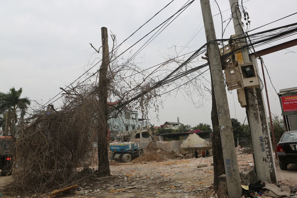 Phá dỡ hàng loạt nhà cao tầng trên đại lộ hơn 1.000 tỉ đồng ở Thanh Hóa-17.JPG