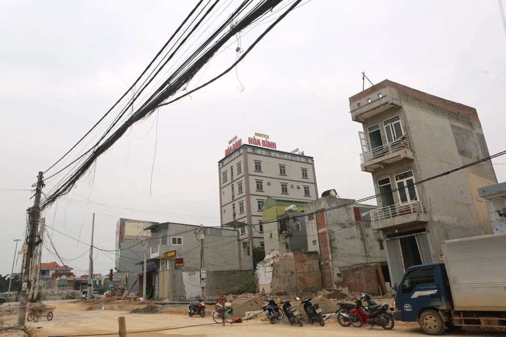 Phá dỡ hàng loạt nhà cao tầng trên đại lộ hơn 1.000 tỉ đồng ở Thanh Hóa-22.JPG