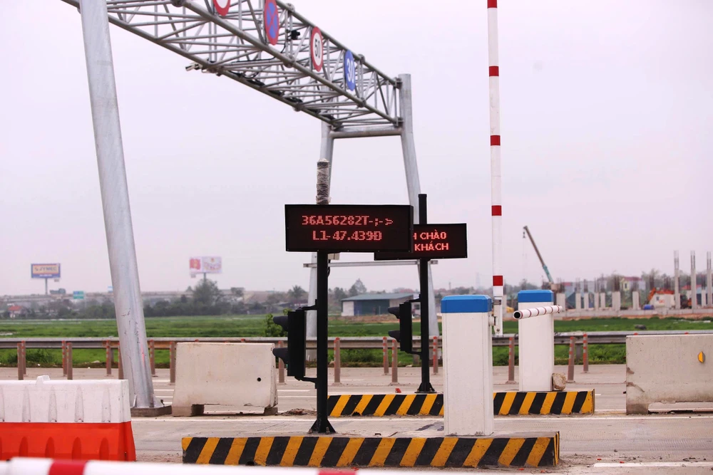 Trạm Thu Phí Cao Tốc Bắc Nam Qua Thanh Hóa-4.jpg