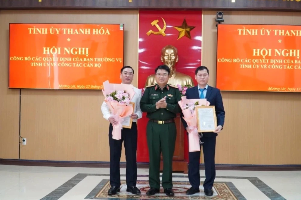 Mường Lát có tân Bí thư Đảng ủy xã thay ông Trịnh Văn Thế nhận nhiệm vụ mới-1.jpg