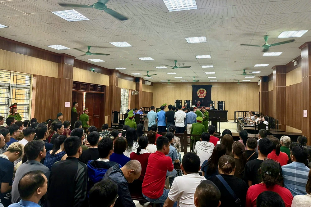 1 Trùm giang hồ Mạnh Gỗ lãnh án 10 năm tù đưa, nhận môi giới hối lộ-.jpeg