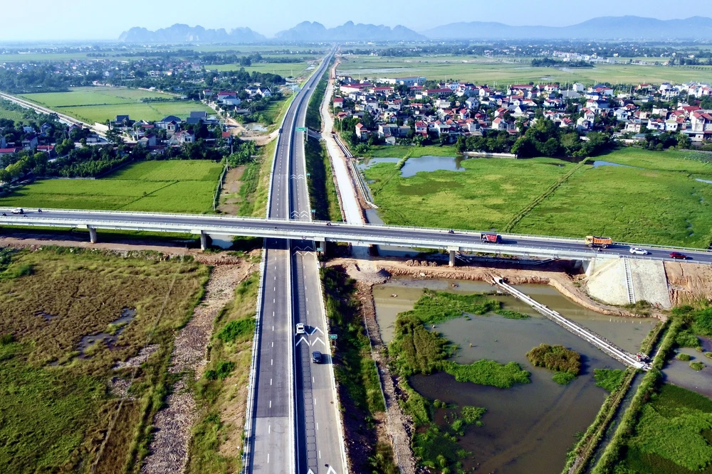 Nhà đầu tư Thanh Hóa thu hút đầu tư.jpeg