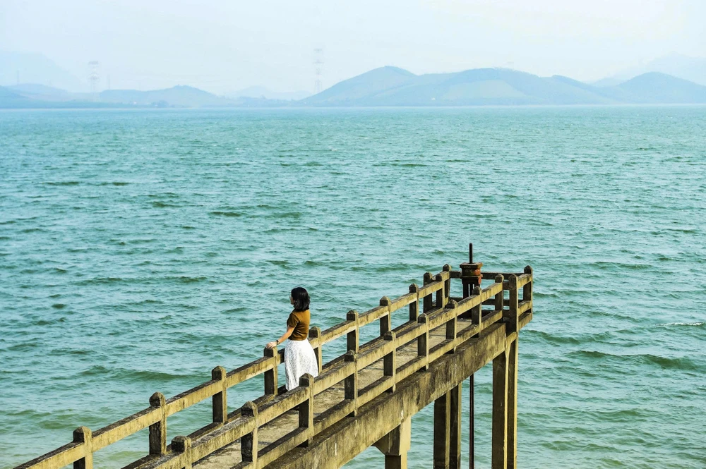 Ngắm vẻ đẹp hoang sơ, kỹ vĩ Hồ Yên Mỹ còn say ngủ-9.jpg