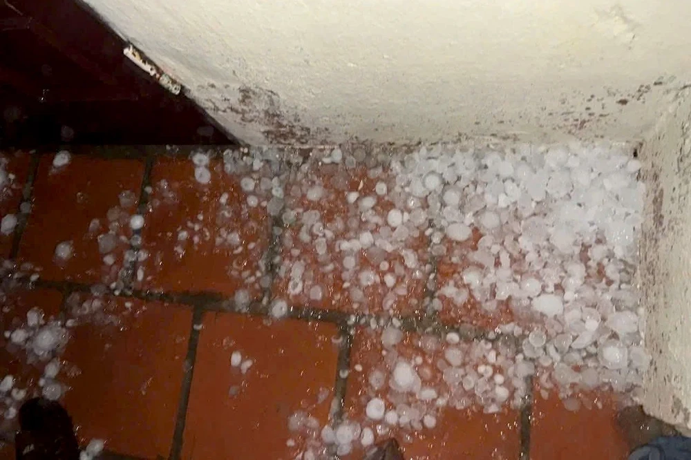 Thanh Hóa Mưa đá, dông lốc xuất hiện bất thường tại nhiều khu vực-2.jpg