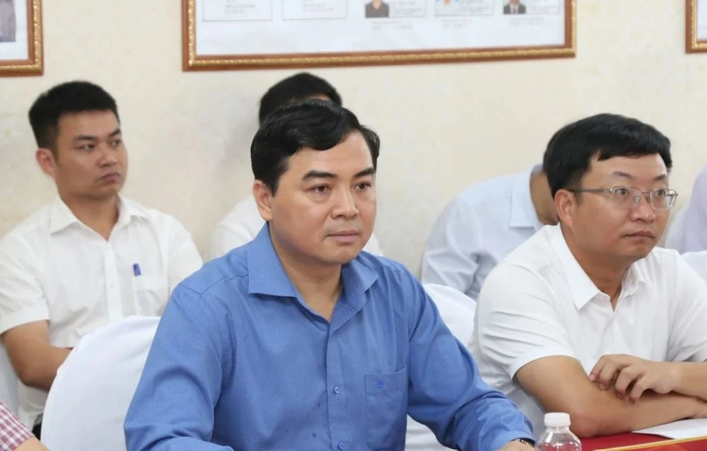 Chủ tịch UBND tỉnh Thanh Hóa kiểm tra tiến độ dự án Thung lũng Gốm sứ Asean Việt Nam-11.jpg