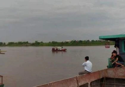 Lực lượng chức năng đang tìm kiếm các nạn nhân