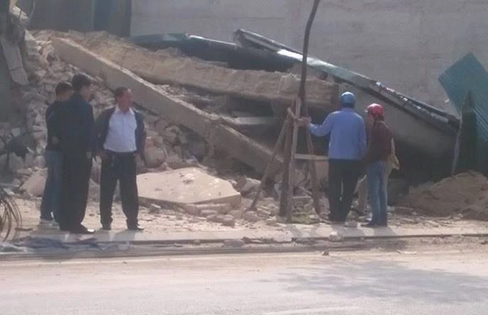 Hiện trường ngôi nhà 3 tầng sau khi bị sập