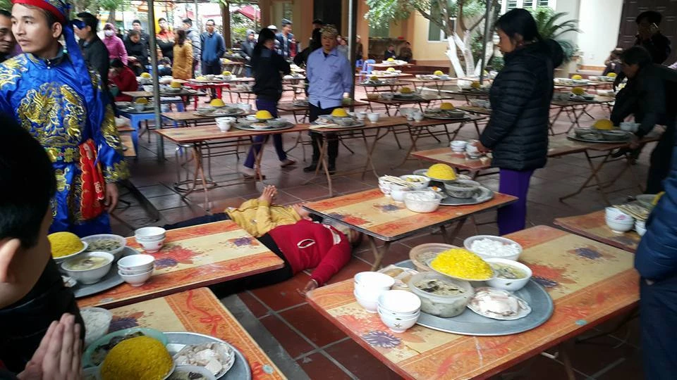 Ùn ùn tìm “Mẫu nghi thiên hạ” ở phủ Mẫu The ảnh 5