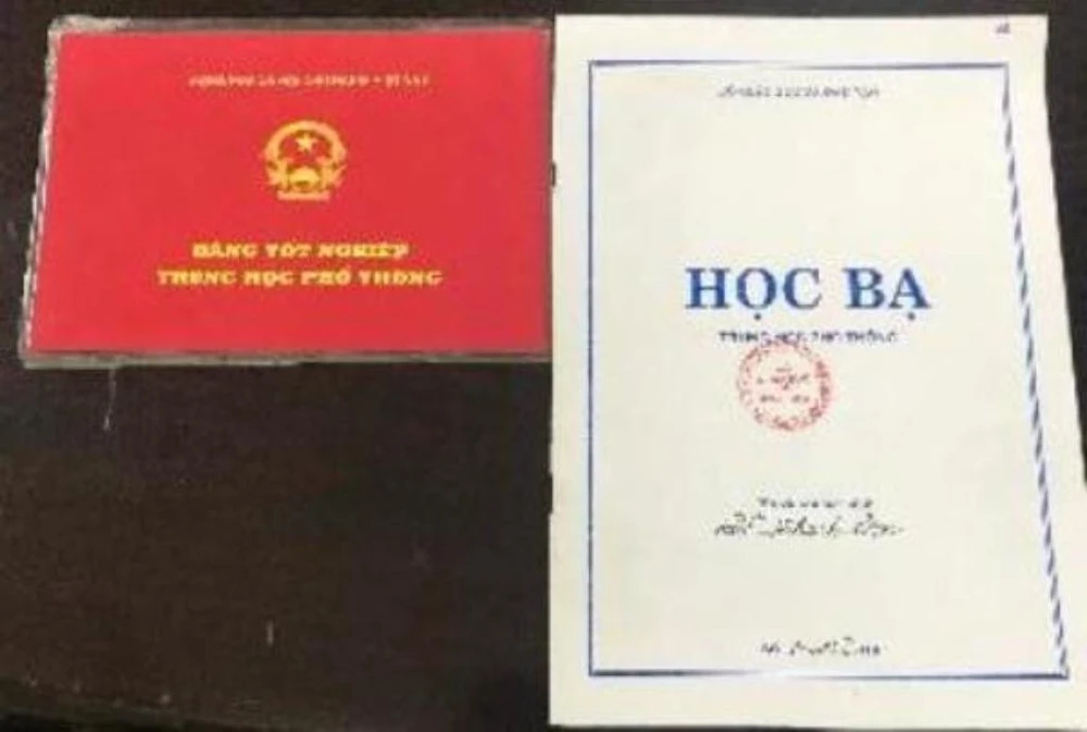 Phá đường dây làm bằng đại học giả ở Hải Phòng ảnh 1
