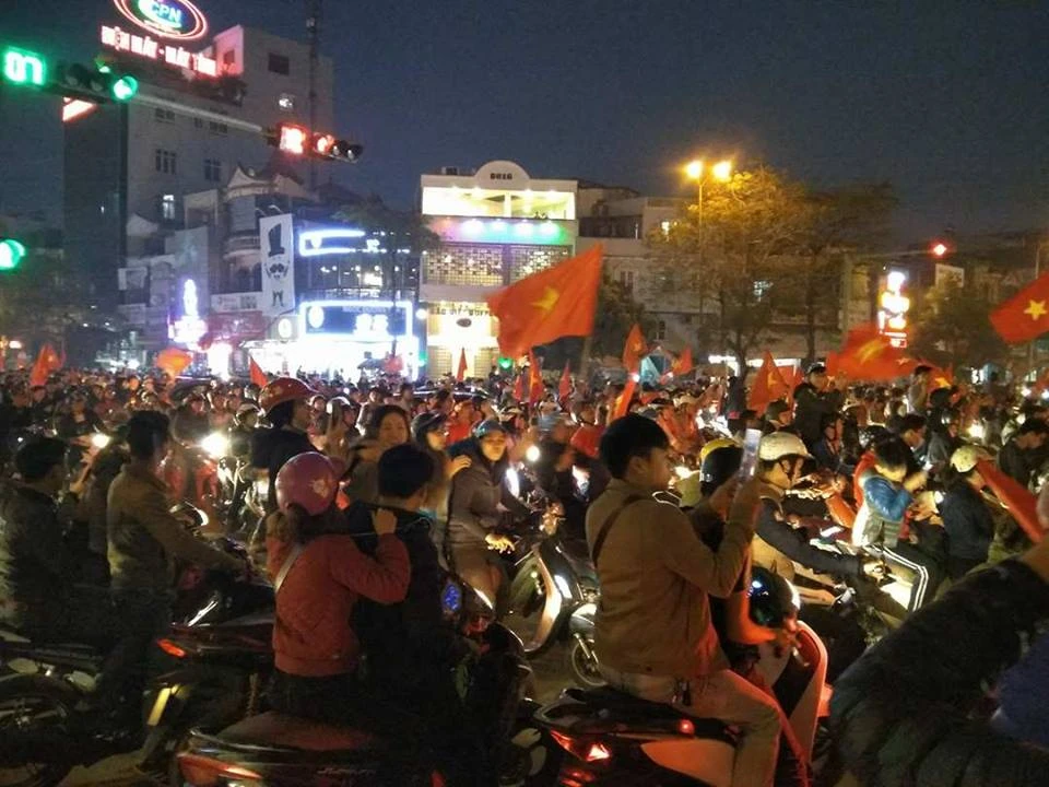 Chảo lửa Lạch Tray bùng nổ vì kỳ tích của U-23 Việt Nam ảnh 3