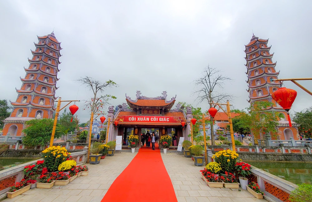 Chùa Hoằng Phúc là một trong những ngôi chùa cổ bậc nhất miền Trung. Ảnh: BẢO THIÊN